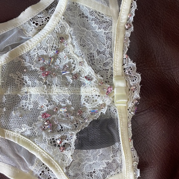 Victoria Secret Designer Panties with real Swarovski elements. - Picture 4 of 4